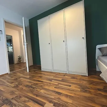 Complete Apartment+netflix *