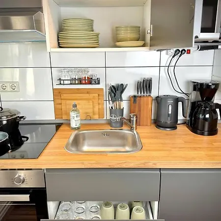 Complete Apartment+netflix Apartman *