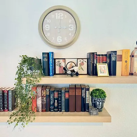 Complete Apartment+netflix *