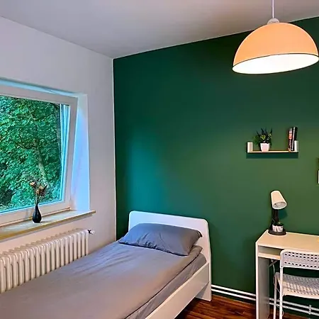 Complete Apartment+netflix *